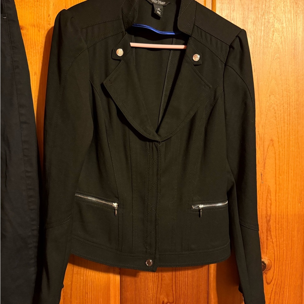 White House Black Market Black Blazer with Tailored Fit and Modern Silhouette.